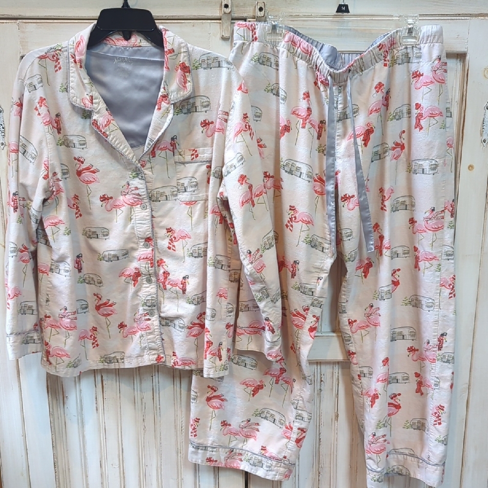 Nick & Nora Holiday Airstream Flamingo flannel pajama set. XXL